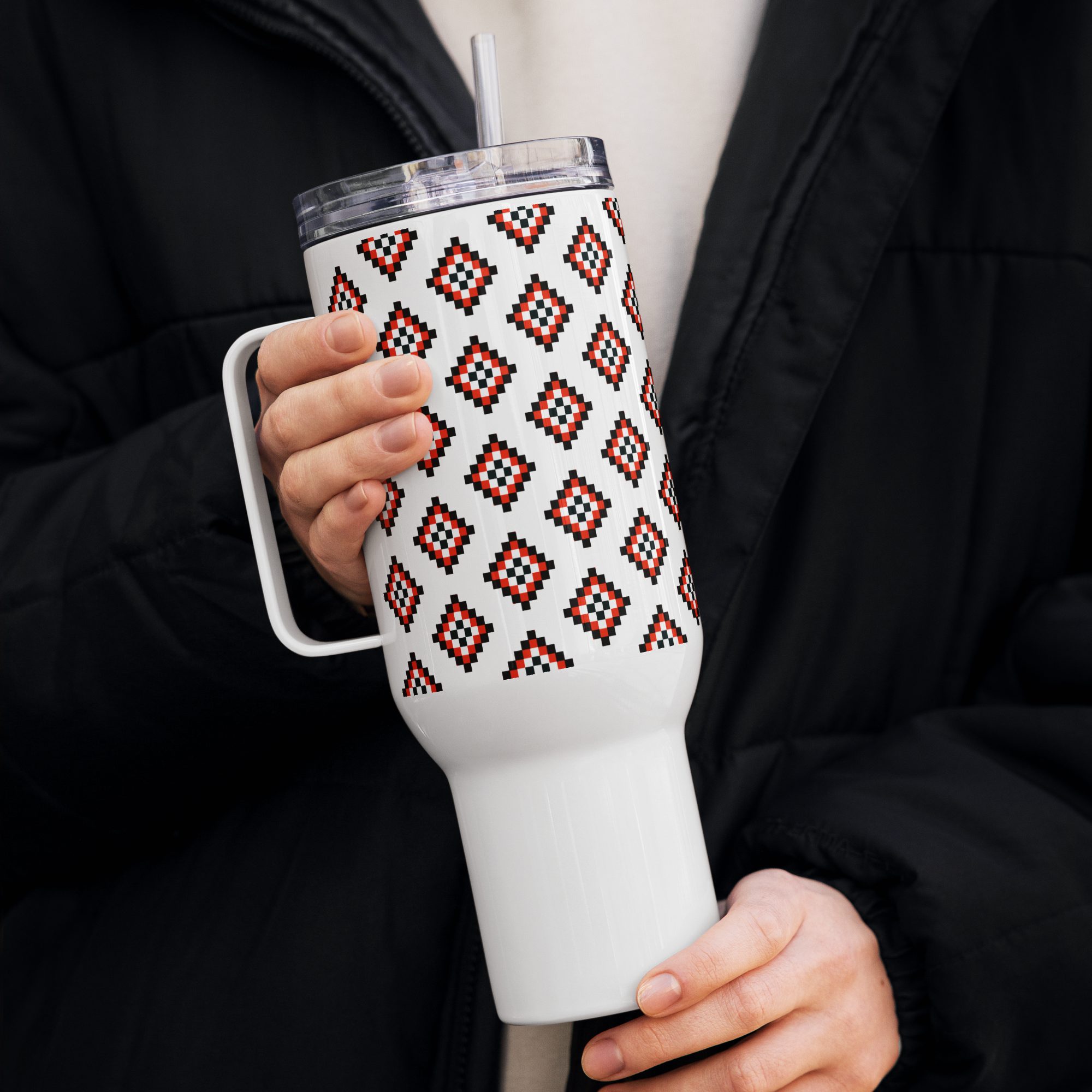 Pashapali travel mug with a handle