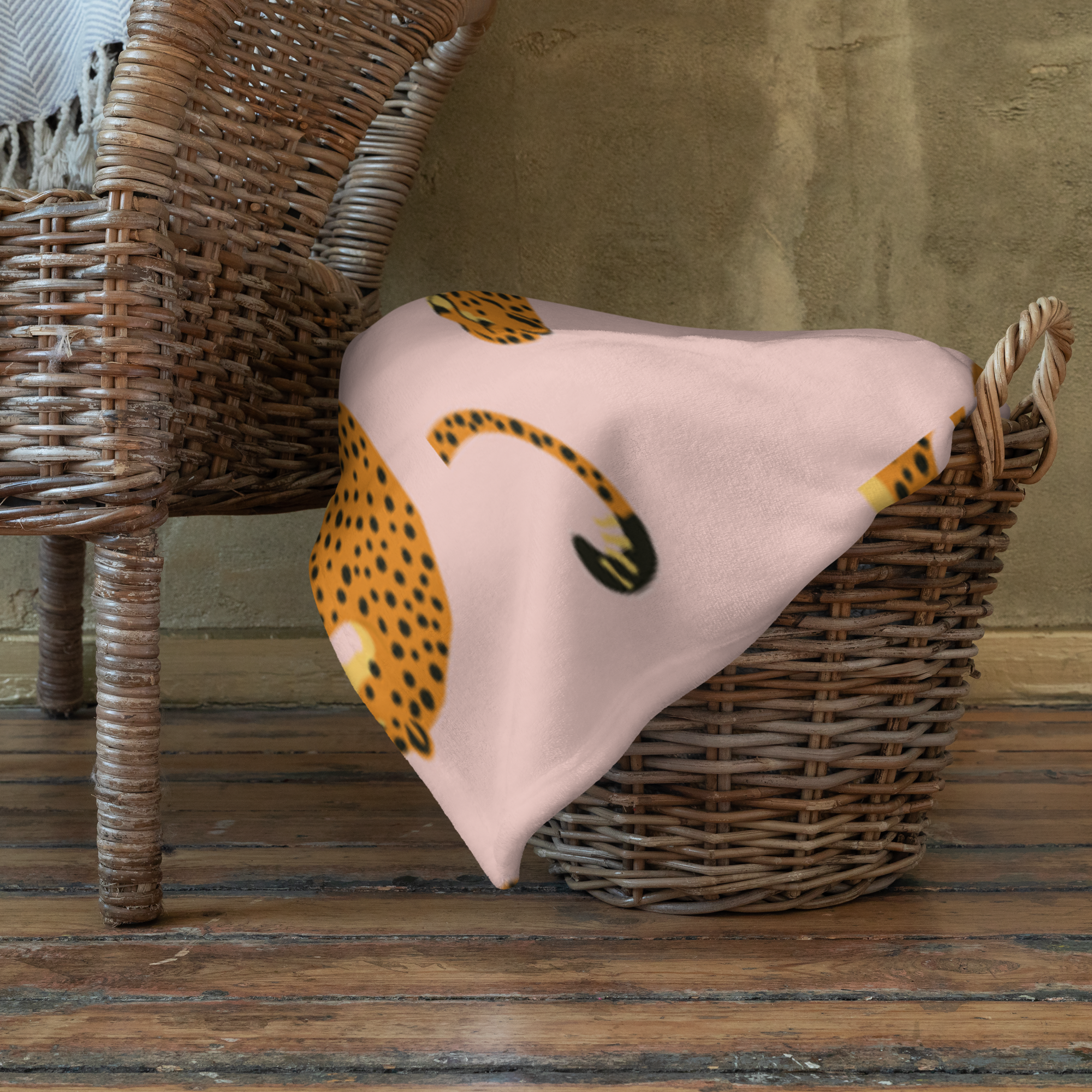 Tiger Printed Throw Blanket – Wild Animal Print Cozy Home Decor